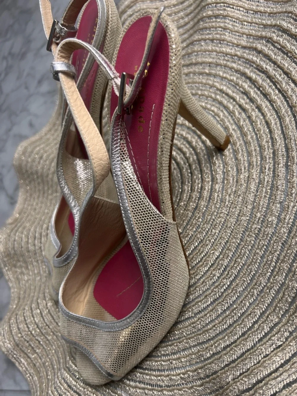 Kate Spade Gold Metallic Perforated Slingback Heels Peep Toe 3.75” Size 7.5B Ita